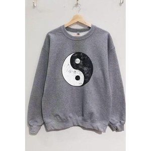 Graphic Sweatshirt - Yin Yang
